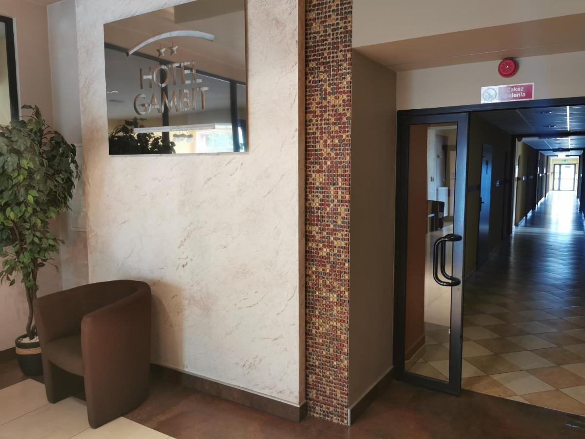 Hotel Gambit I Restauracja Cieszyn Чешин Екстериор снимка