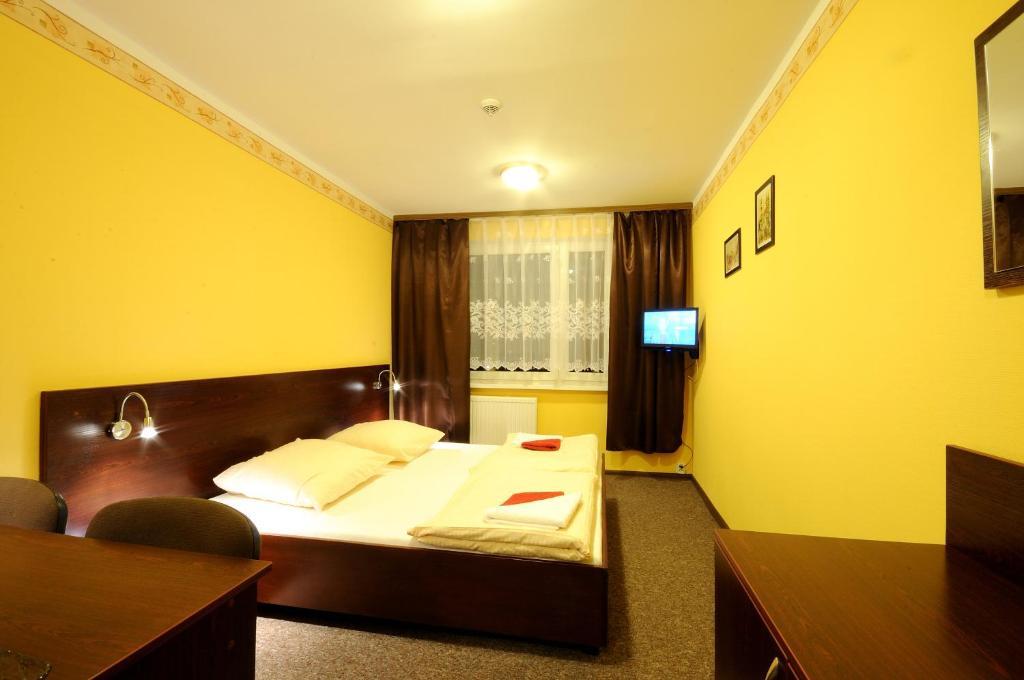Hotel Gambit I Restauracja Cieszyn Чешин Стая снимка