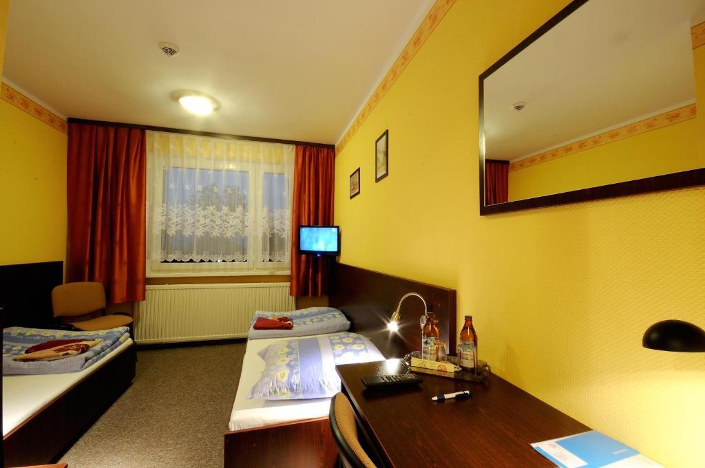 Hotel Gambit I Restauracja Cieszyn Чешин Стая снимка