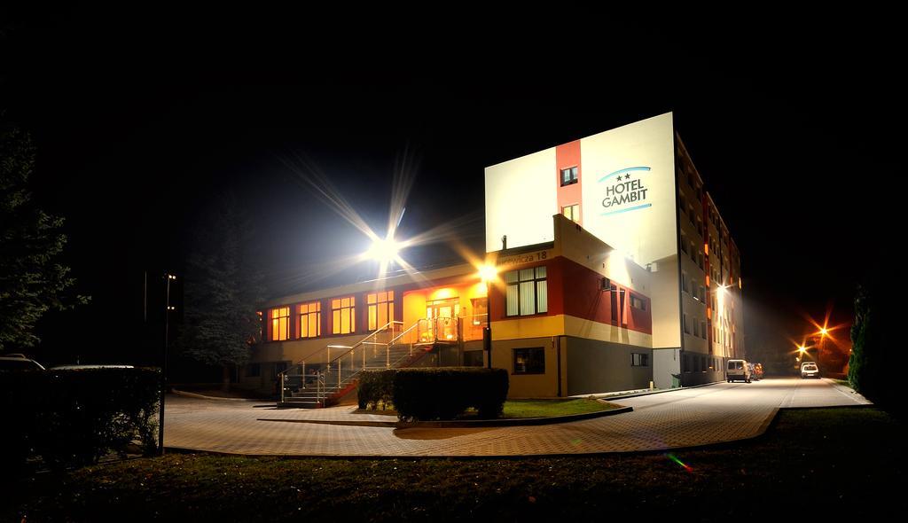 Hotel Gambit I Restauracja Cieszyn Чешин Екстериор снимка
